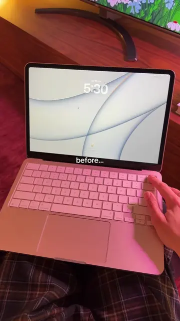 your sign to customise your macbook 👩🏼‍💻🫧💆🏼‍♀️💘🎀