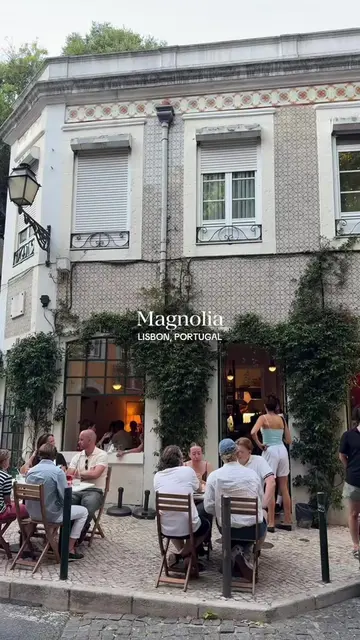 new favorite restaurant 🍷  highly recommend the pesto burrata #magnolia #lisbon