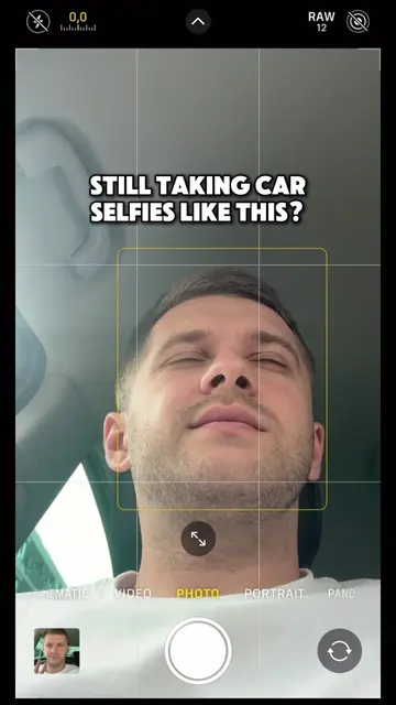 Still taking boring car selfies? Try this one instead ☝️ #photography #mobilepho