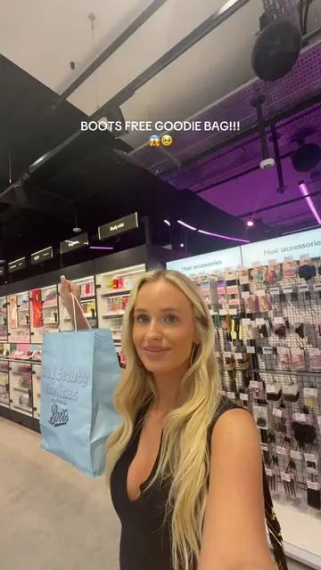 FOUND ANOTHER FREEBIE! 🙌 Boots free 85 plus pounds goodie bag when you spend 35