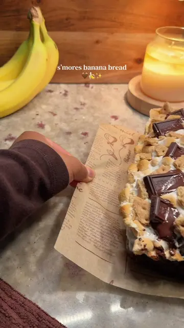 s’mores banana bread, perfect for summer 🍌🤎  also guys the bananas were in the