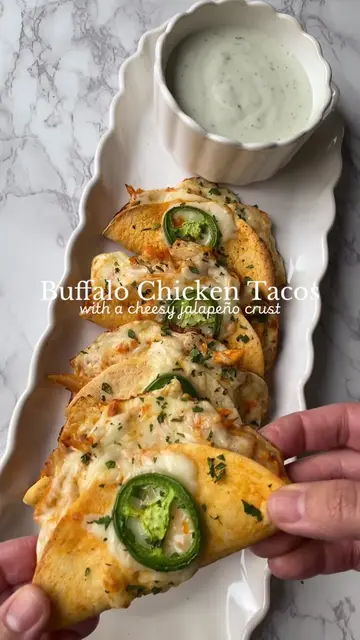 Buffalo Chicken Tacos🌮 #tacos #DinnerIdeas #EasyRecipe #fyp 
