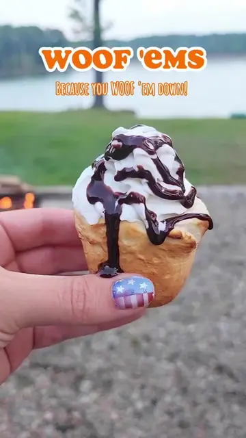 If you've never made one of these campfire woof'em treats, you're missing out! T