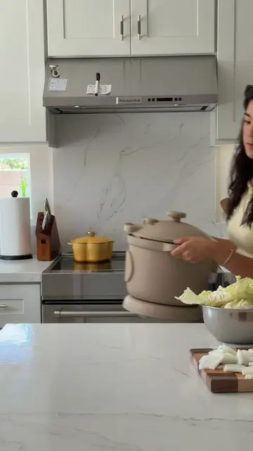 what is this sorcery?! welcome back to lazy girl dinners where i make easy asian