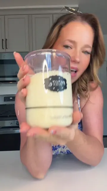 ✨ Beginner Sourdough Starter (Measuring Cup Version) Day 1 ¼ cup bread flour ¼ c