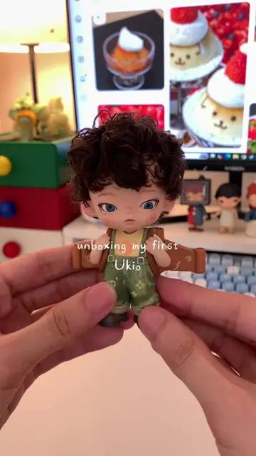 there's something so comforting about opening a blind box—you never really know 
