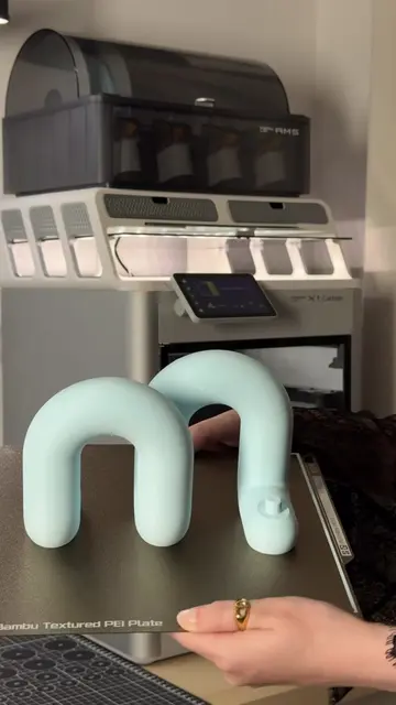 Meet the ultimate dopamine stand 🌀 Curved, chubby, and perfectly pastel🩵 . . .