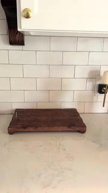 This little tray refresh made my kitchen feel so much more finished. 🤍 Sometime