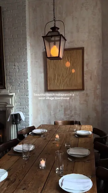 📍bobo is the most charming french restaurant located in the heart of the west v
