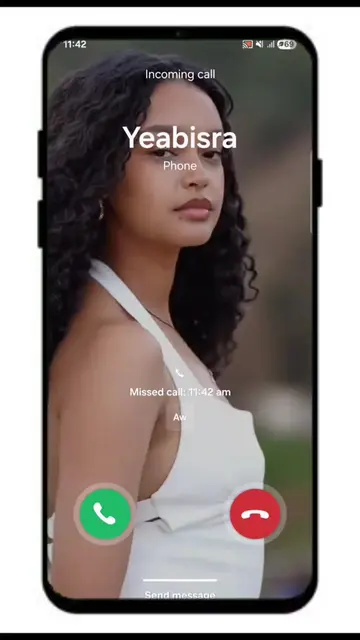 Stop using the default call screen! Customize your incoming calls with your favo