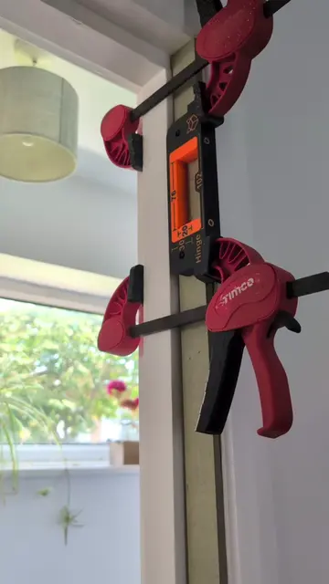 😱 A hinge jig that also works on door frames!!  This is the second video of thi
