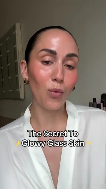 Meet the facial mist of the summer for glowy glass skin ✨ @EADEM @sephora #eadem