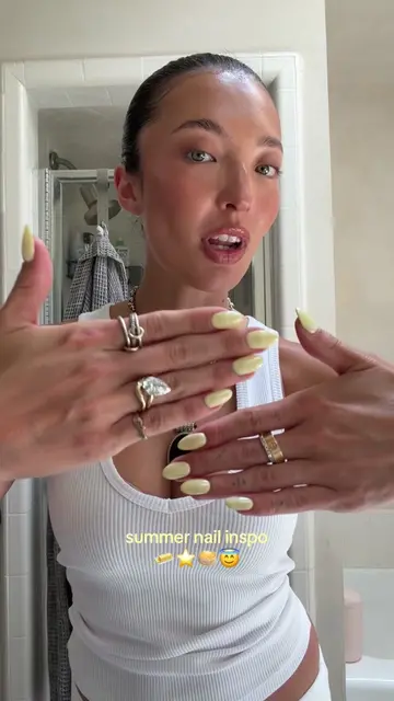 save this for your next nail appointment: butter yellow + white chrome almond sh