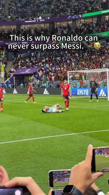 This is why Ronaldo can never surpass Messi... 😭🐐 Messi wins another penalty f