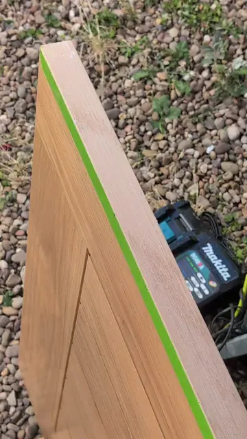 💡The hinge jig that I wish was around when I started my apprenticeship.  I can 