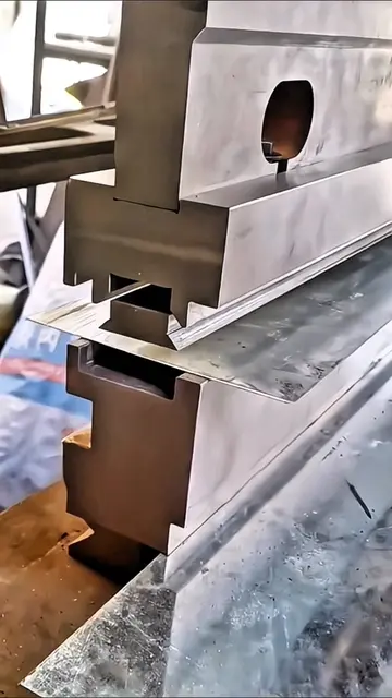 A single cutting stroke achieves a 50% reduction in height and completes the for