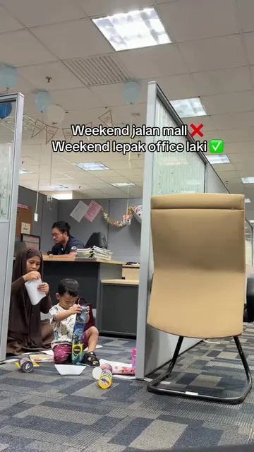 Mana babah pergi kami nak ikut! 