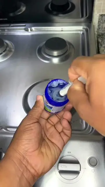 Weak Stove Flame? Try This Simple Burner Cleaning Trick Before Calling a Technic