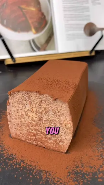 2-Ingredient Chocolate Pudding Ingredients: 1 full carton (about 500 ml / 17 oz)