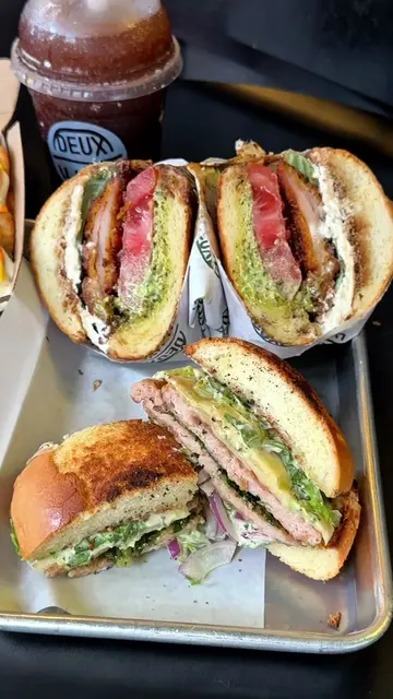 If you are gluten free in NYC you NEED to get here this summer! 📍 Deux Luxe #gl