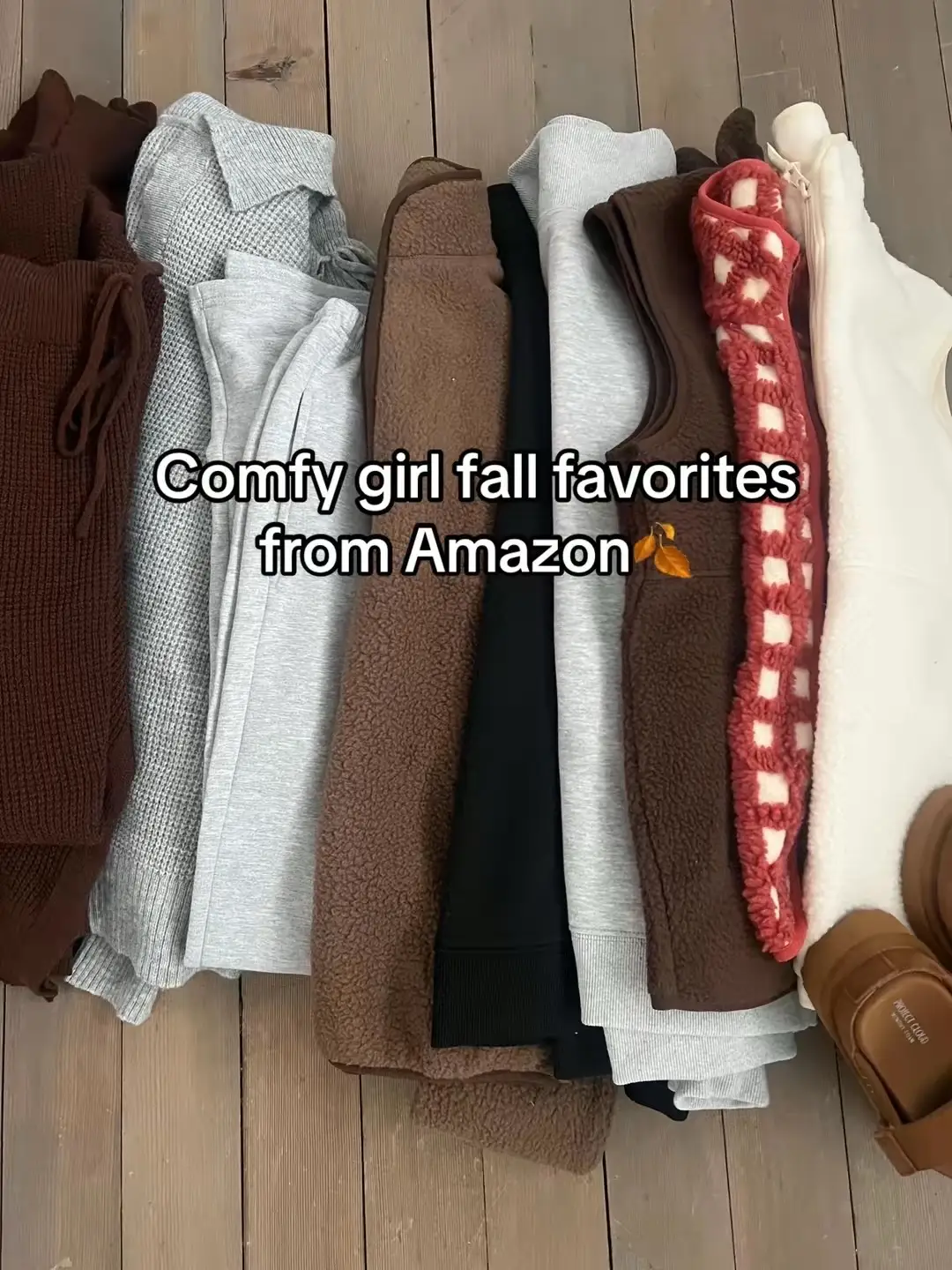 So excited for fall outfits🍂on my storfront under “fall clothes i don’t regret 