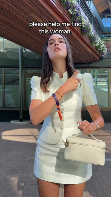 she did NOT just do that… perfume mist is @Sol de Janeiro 68
