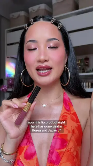comparing the affordable, Korean transfer-proof lipgloss to the luxury version �