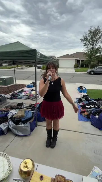 Come buy our stuff tonight!! Sunday 7/12 6pm!! @kalei 