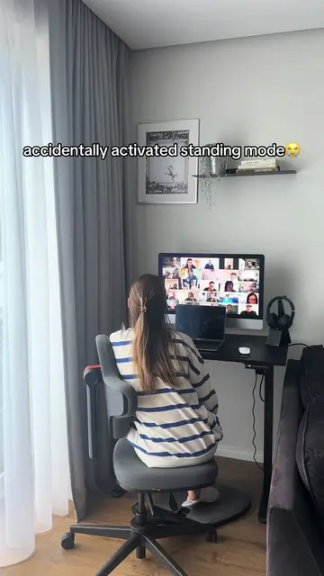 just act normal. #standingdesk #workfromhome #homeoffice #ergonomicchair #meetin