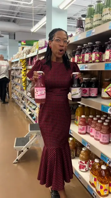 🧃🛒Trader Joe’s drink isle hates to see me coming! They have quite the selectio