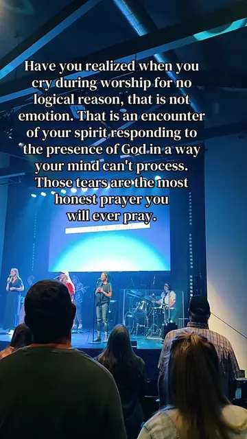 When the song becomes a prayer 🙏 Grateful for this space ❤️ #creatorsearchinsig