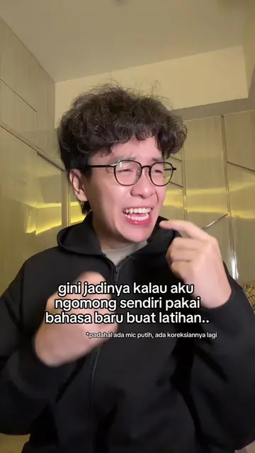 cape banget pasti latihan sendiri.. mending ditemenin Sarah deh #stimuler #belaj