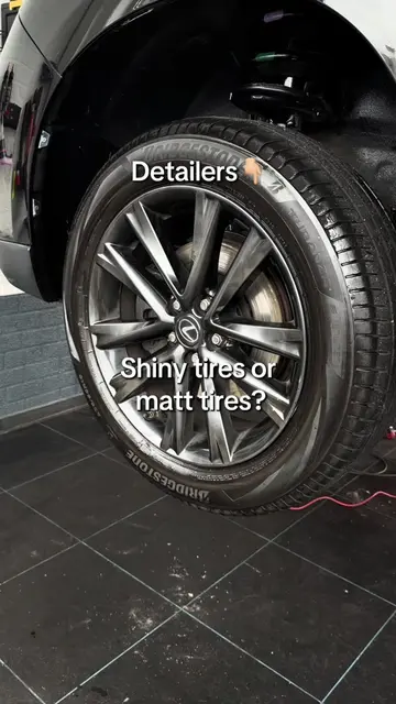 Shiny tires or matt tires?👇🏼🤔 #cardetailing #fyp #tireshine #detailersoftikto