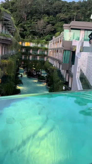 Tropical rainforest hotel in Thailand 🇹🇭🌴  #panwaburibeachfrontresort #thaila