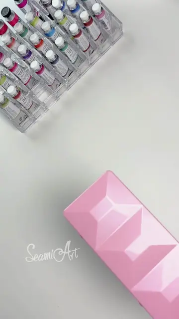 A customizable watercolor palette with magnetic pans 💎 #artsupplies #seamiart #