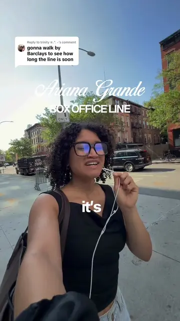 Replying to @trinity ❀˖⁺. ༶  ariana grande box office line for day 1 of the nyc 