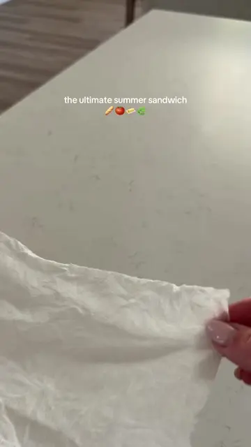 A tomato burrata sandwich with homemade sourdough🥖 you’ll catch me making this 