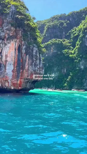 thailand together?🇹🇭 #traveltok #thailand #kohsamui 