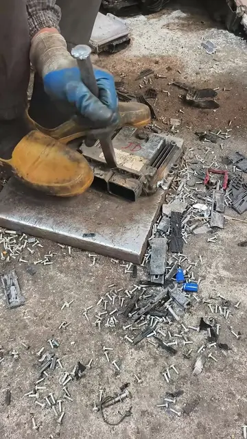 Tired of a small USB dongle that drops the connection halfway through a job? ECU