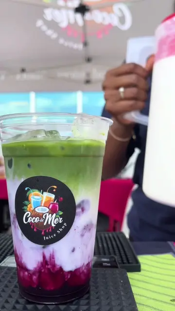 Your matcha obsession 🫐🍵 Looking for a matcha recipe? Here’s how to make our B