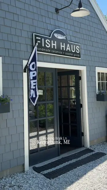 🐟🦞🌊🐚 Must visit ceramic + home shop in Kennebunk, Maine!! #ceramics #pottery