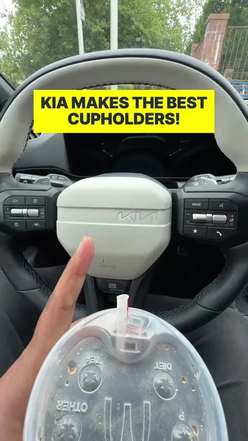 Kia makes the best cupholders!  #kia #carsoftiktok #automotive #carreview #cupho