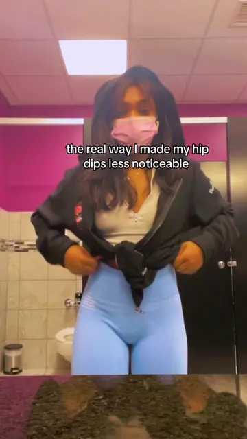 Hip dips are completely normal and come down to your bone structure 🤍🦴 Nothing