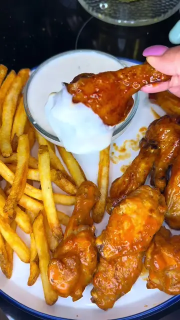 🍗🔥 Mango Habanero & Medium Wings 🤤❤️ Today I made Mango Habanero and Medium W