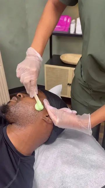 Bro said: 😐 the entire appointment.  First face wax ✔️ He wanted to take a brea