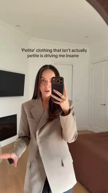 Why is good petite clothing so hard to get 😭 My newest find  @pienipetite thoug
