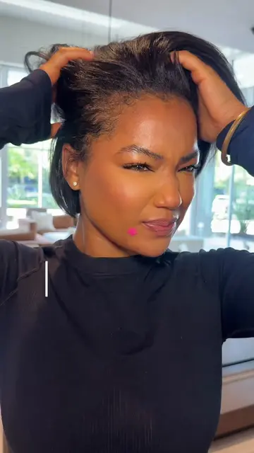 My favorite gym style right now 😍 if I’m not getting dressed, doing my hair, & 