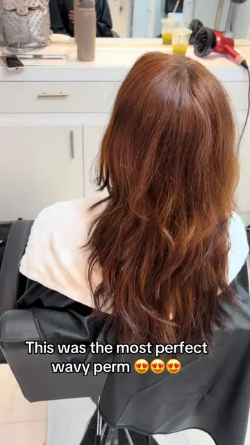 The fox color + waves = obsessedddd😍 #curlyperm 