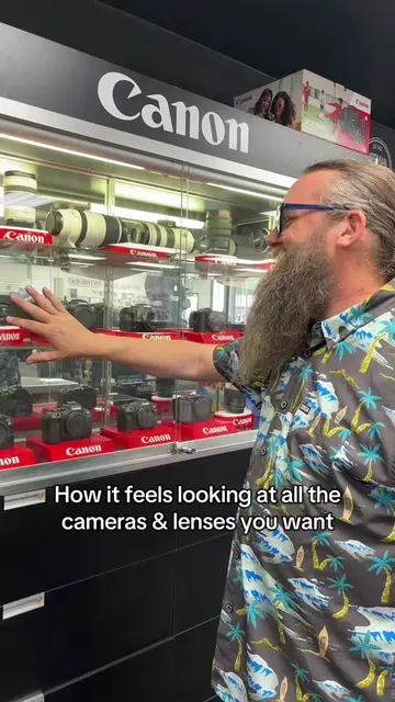 Take anything you need #normancamera #canon #takemymoney #timmcgraw #wallet 