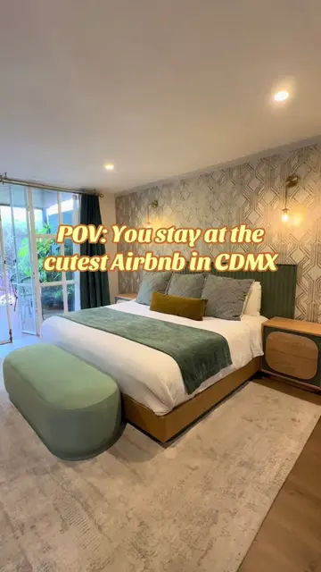 We found the cutest place to stay in CDMX, Roma Sur thanks to @airbnb 📍🇲🇽 ❤️ 